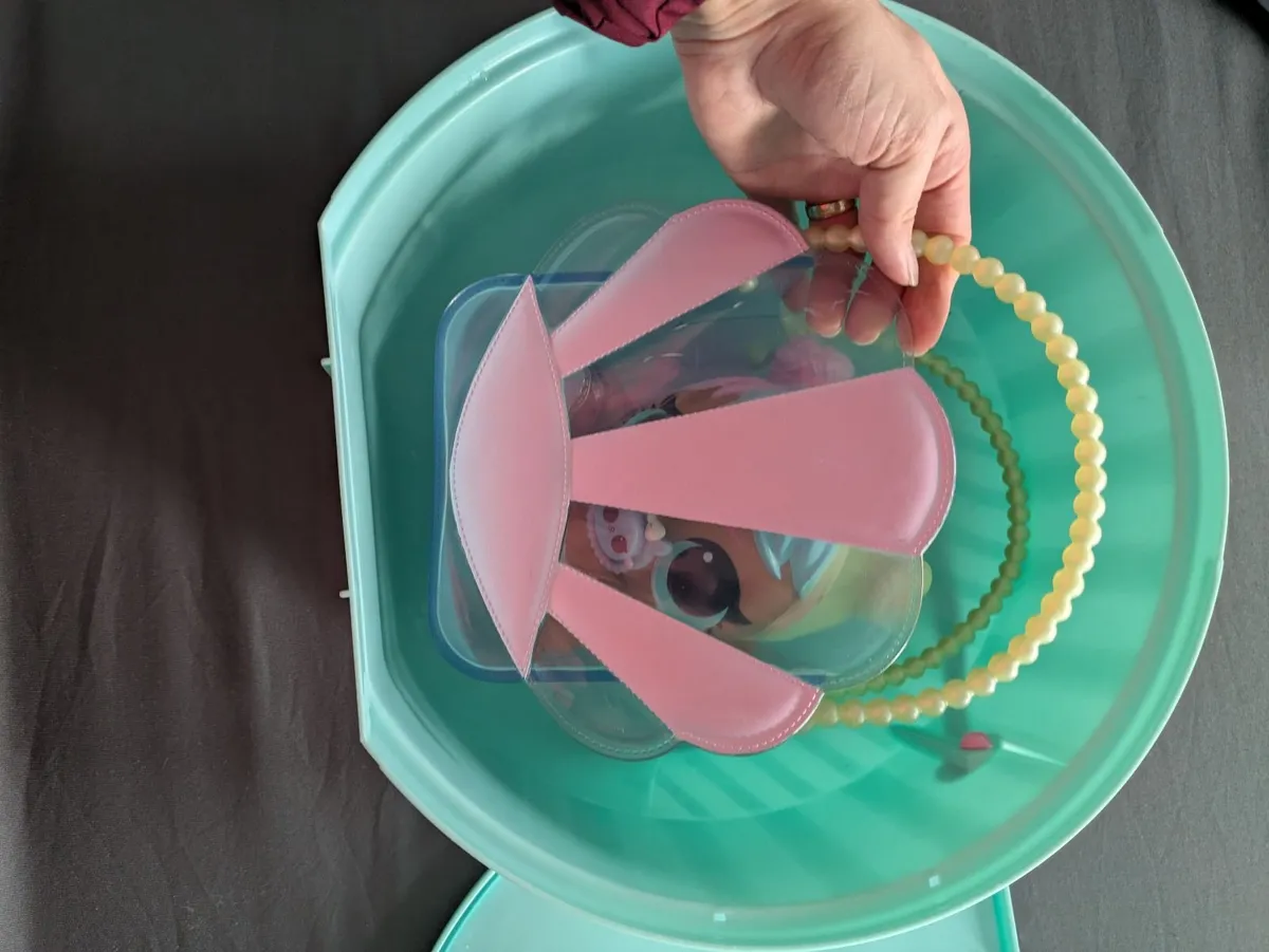 L.O.L Surprise doll - Image 3