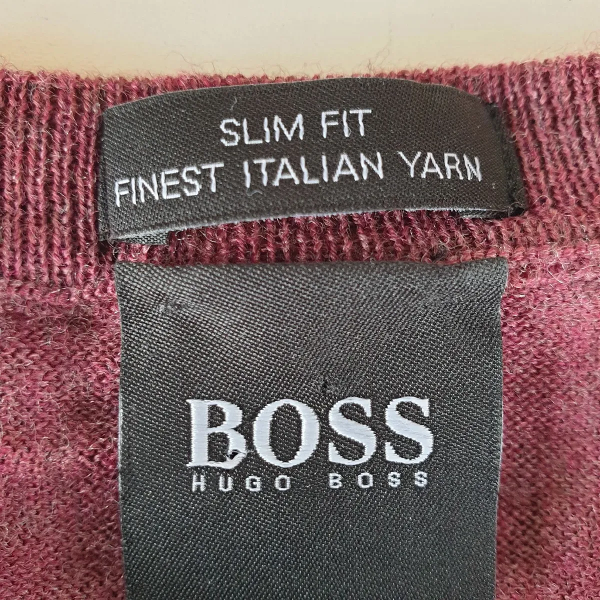 Hugo Boss italian wool slim fit sweater size 10 - Image 4