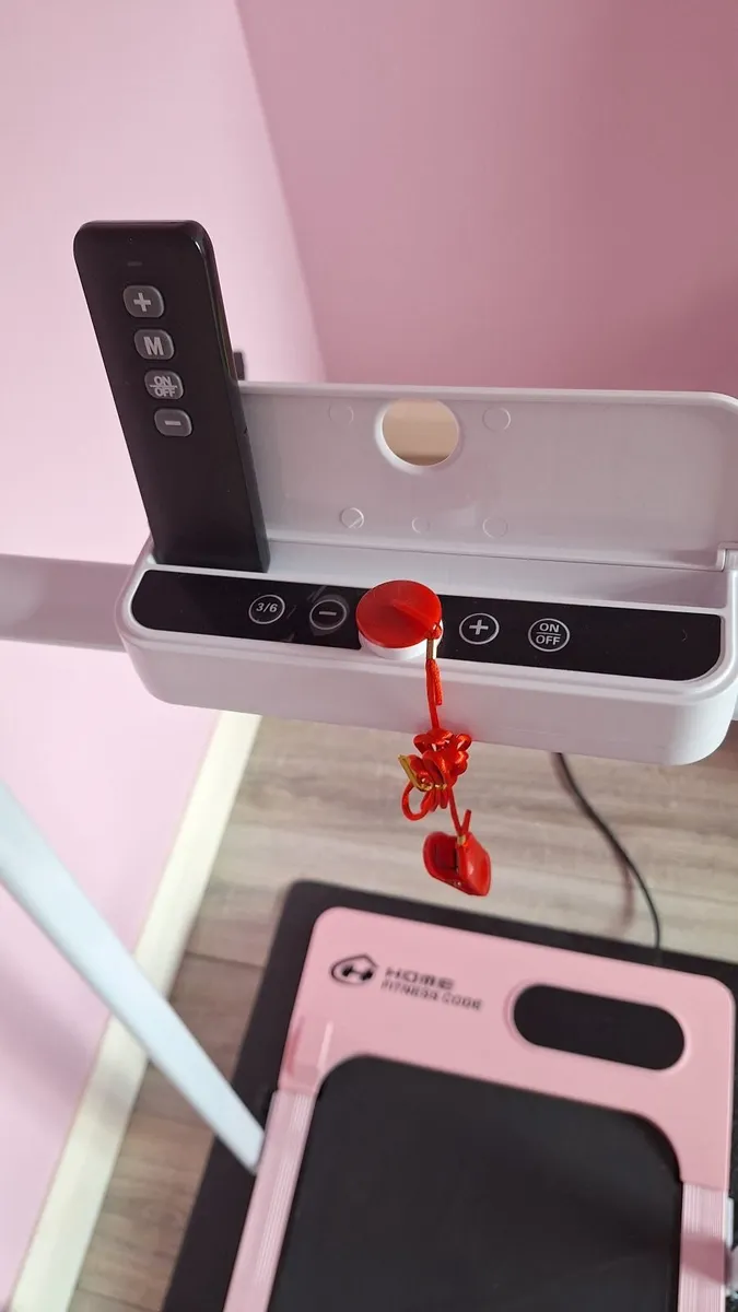 Walking pad with protective  mat - Image 3