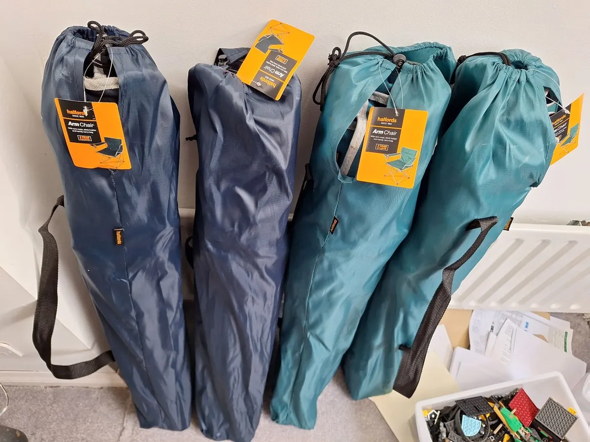NEW 4 x camping armchairs - Image 1