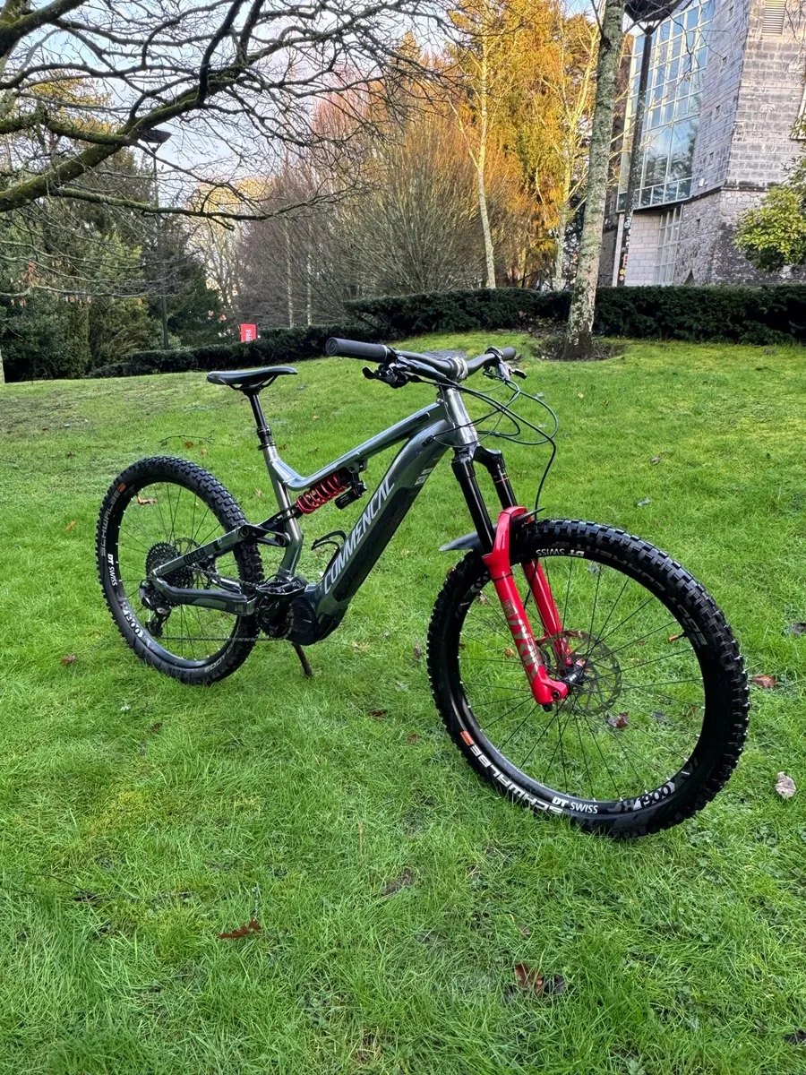 Electric Commencal Meta - Image 1