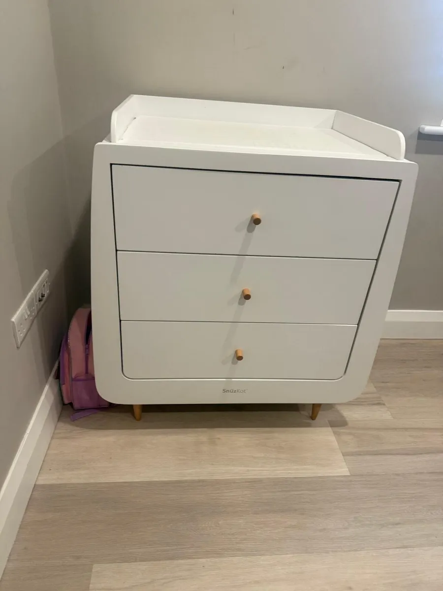 Snuzcot Baby Changing Unit - Image 3