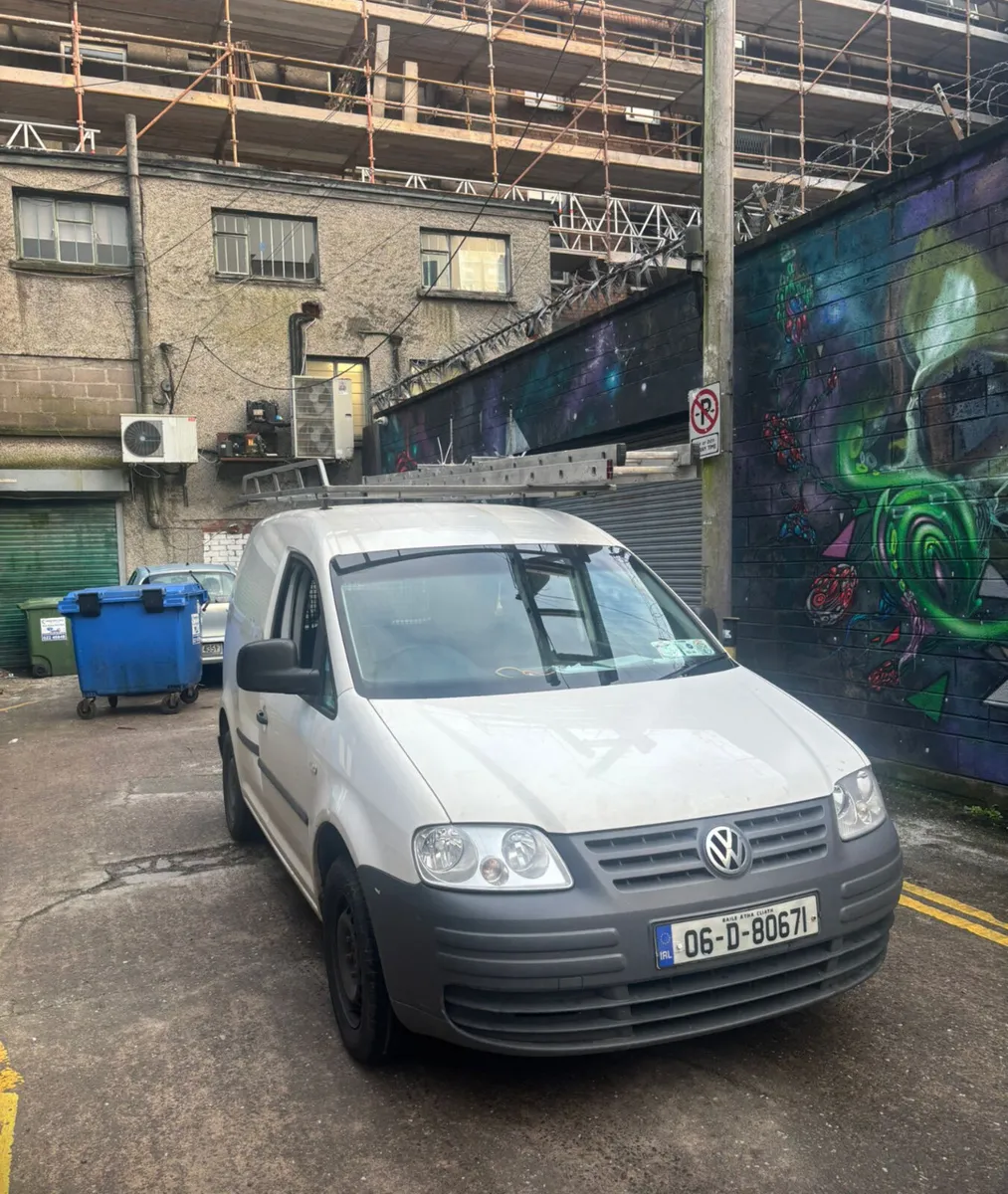 vw caddy Low milage  doe and taxed - Image 2