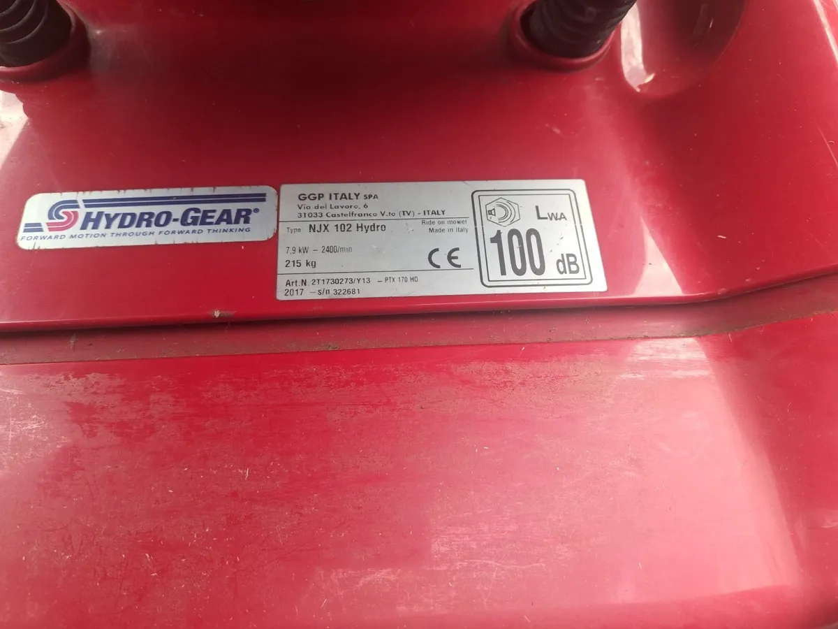 Castle Garden ride on mower for sale - Image 2