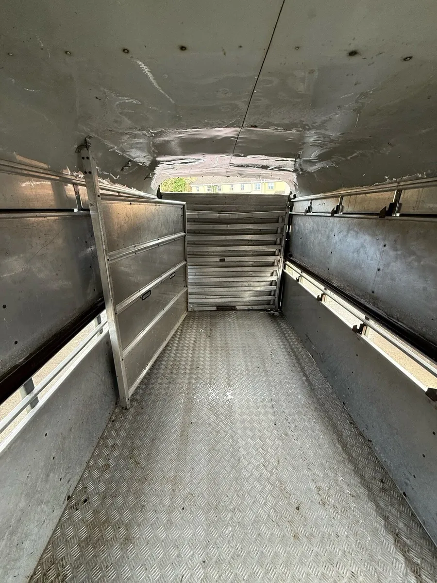 Ifor Williams 12x6 Cattle Trailer - Image 4