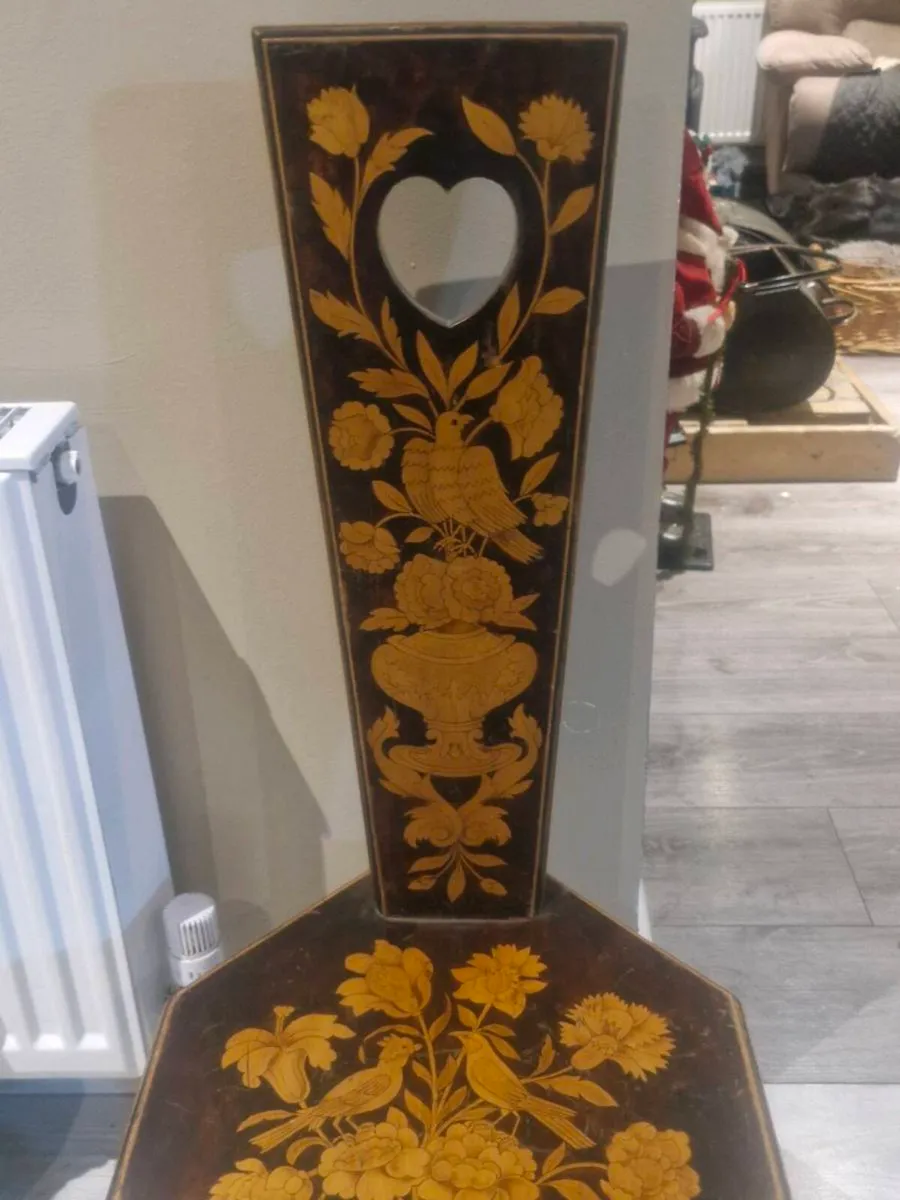 Antique spinning wheel chair - Image 1