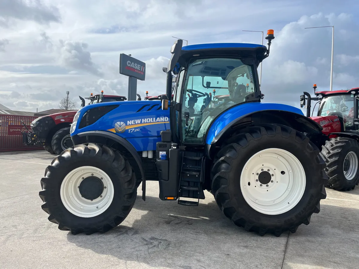 New Holland T7 210 RC - Image 2