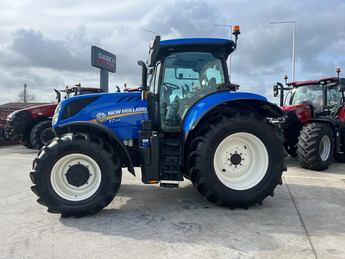 New Holland T7 210 RC - Image 4