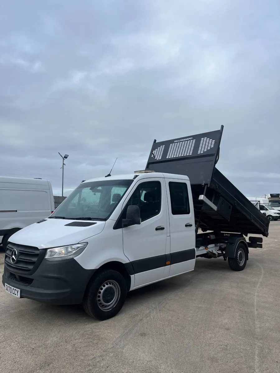 2021 Mercedes Sprinter Crew Cab 3.5T Tipper - Image 3