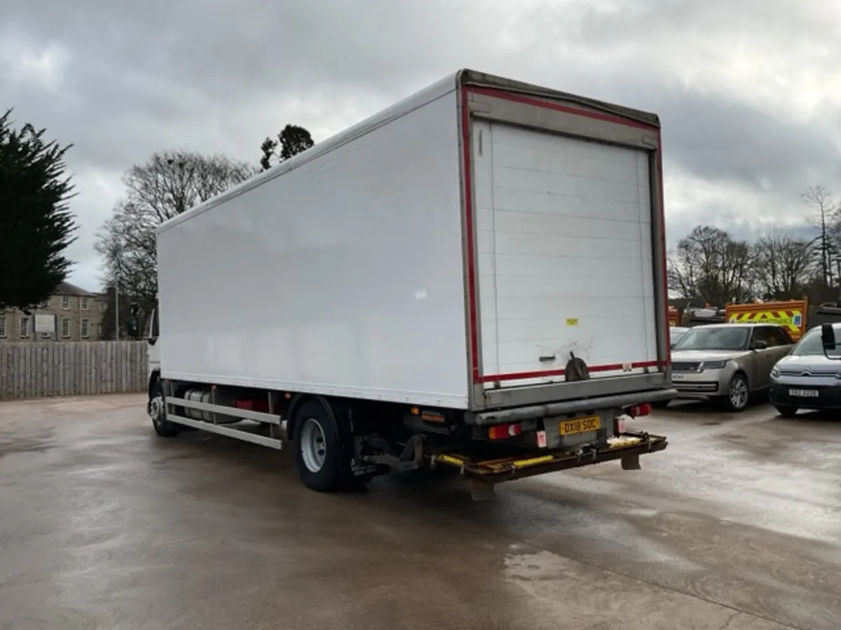 2018 DAF LF230 4x2 Fridge - Image 4