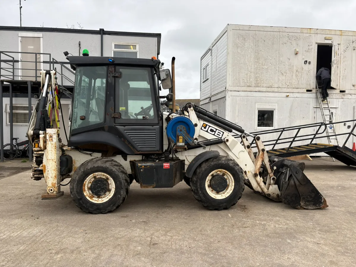2014 JCB 2CX BACKHOE LOADER - Image 1