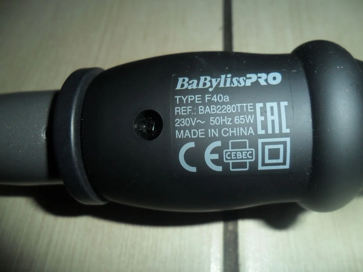 Curling Iron - Image 2