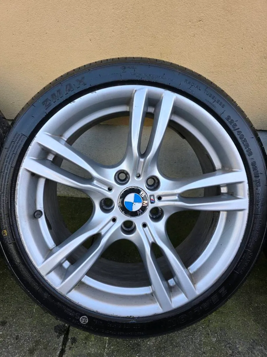 18" Genuine BMW 400m Alloy wheels and tyres - Image 4