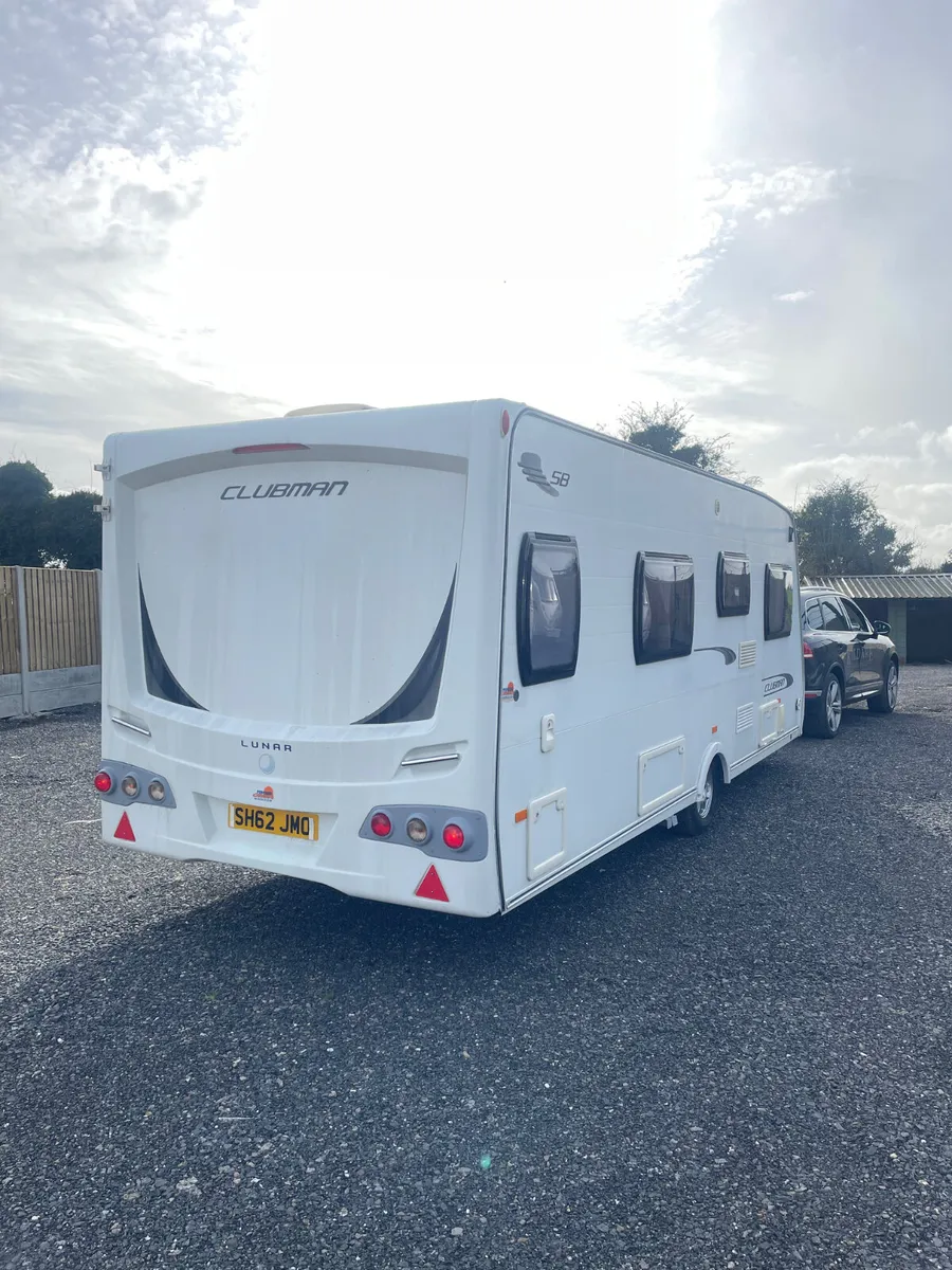 Lunar 4 Berth Fixed Single Bed Caravan For Sale - Image 3