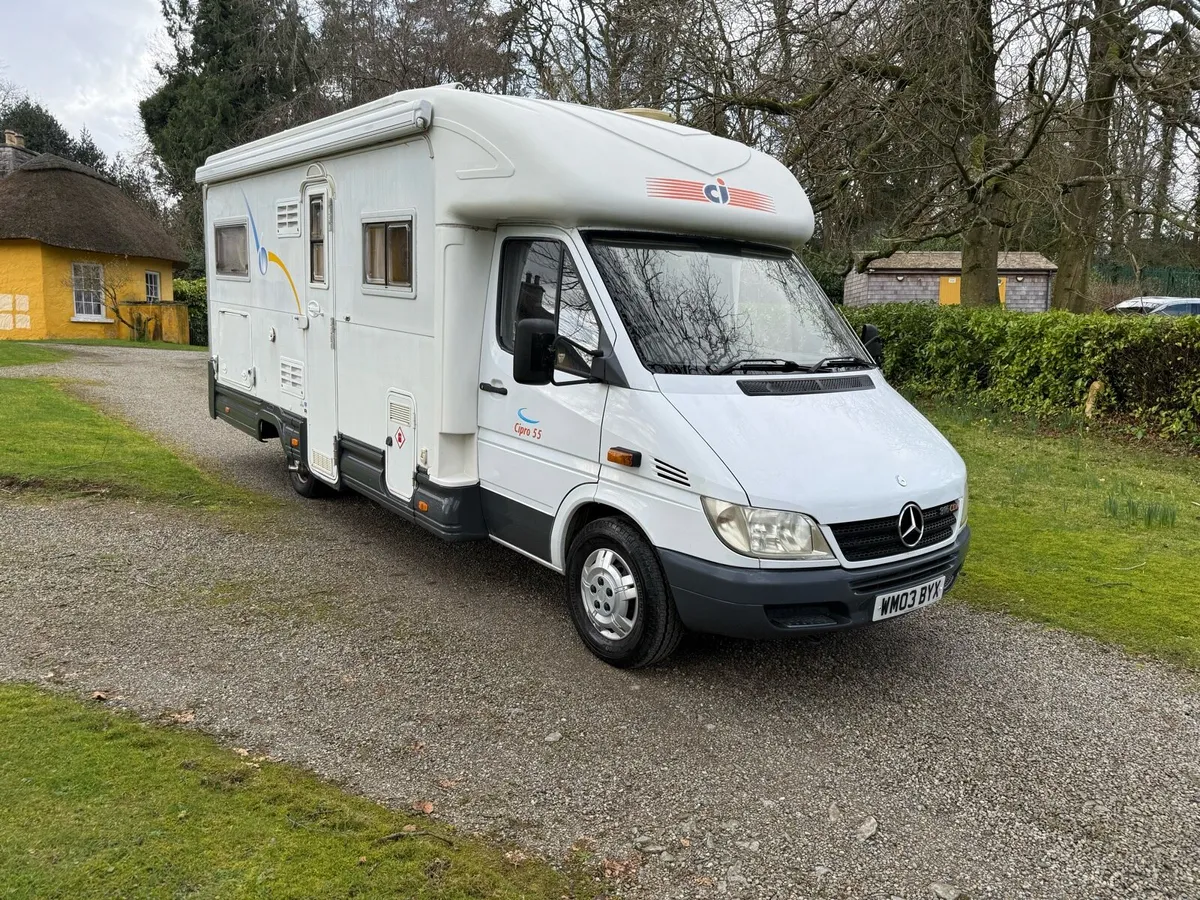 Mercedes-Benz ci motorhome - Image 1