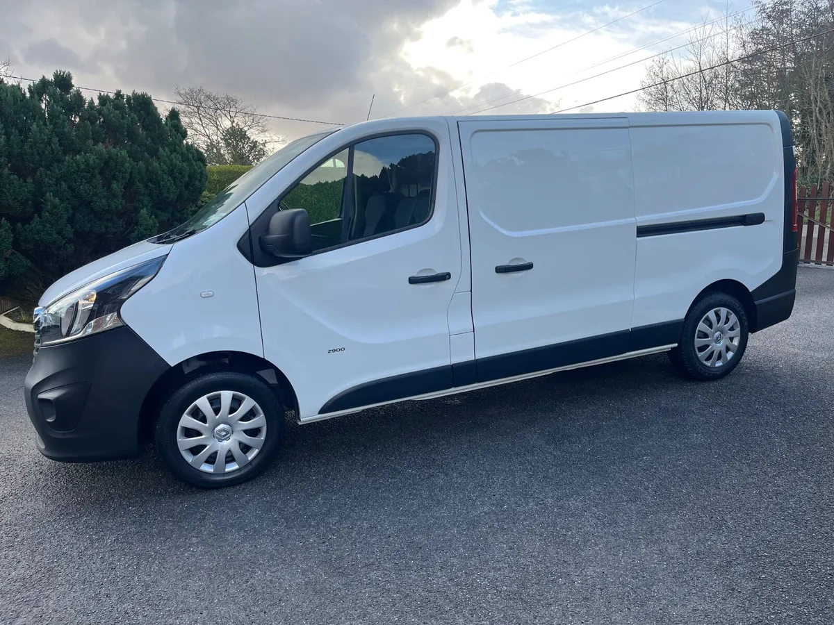 Opel Vivaro LWB - only 41k Kilometes - Image 3