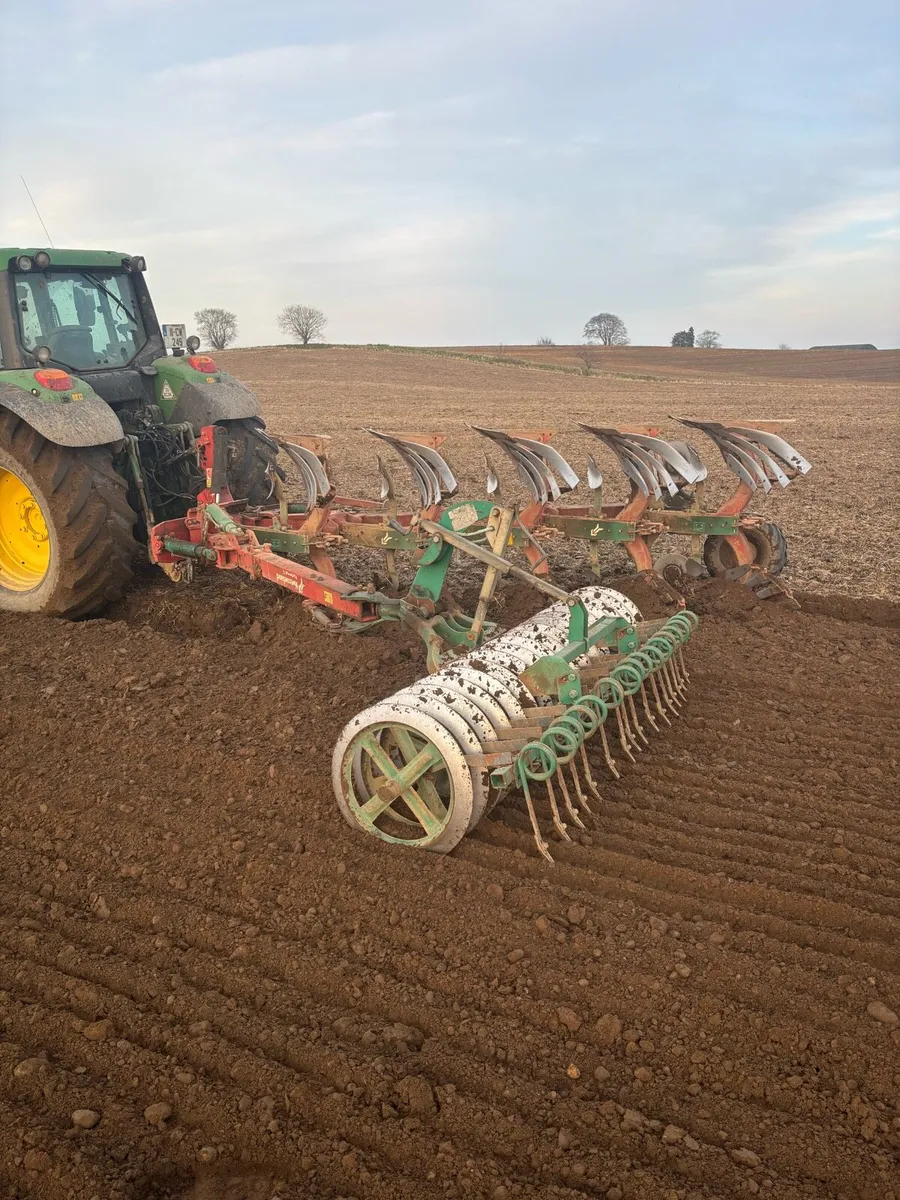 Kverneland es80 plough - Image 4