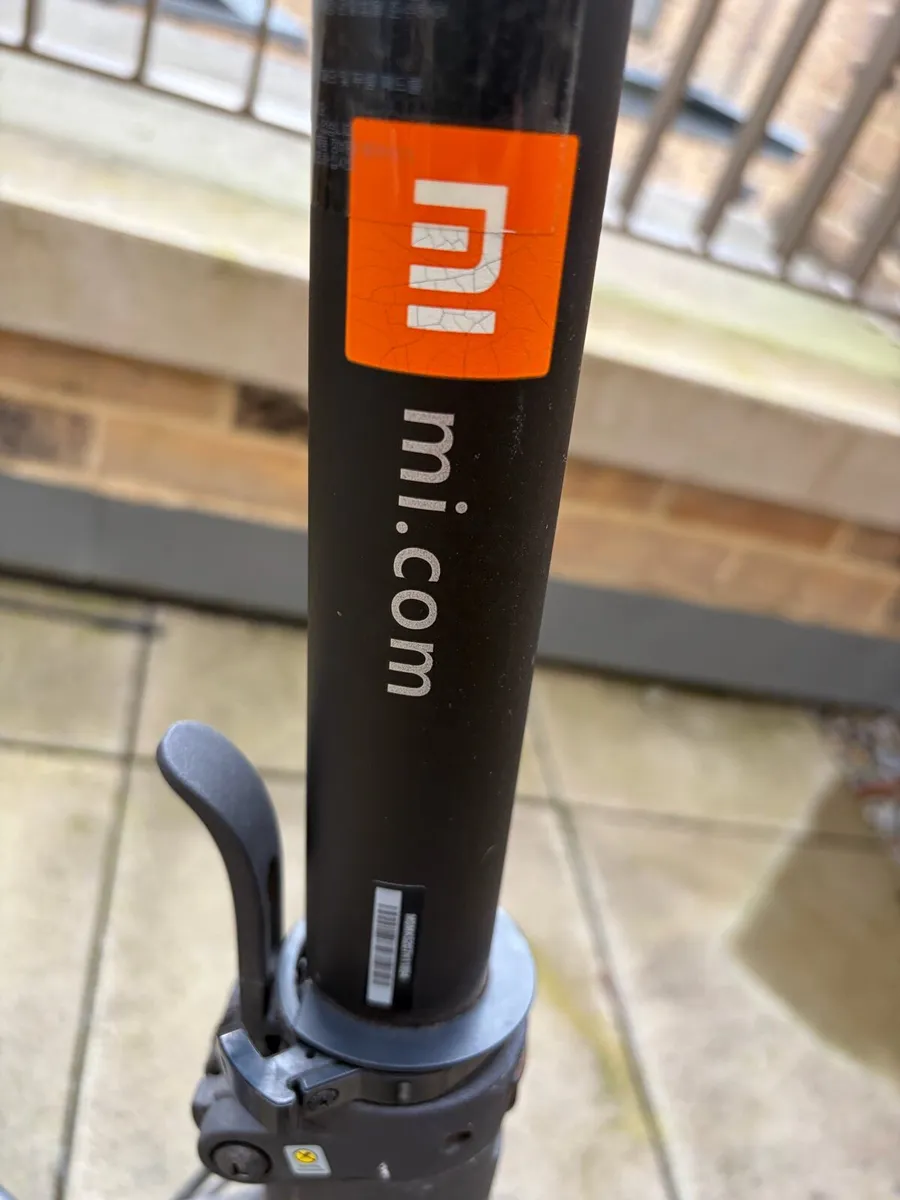 Electric scooter - Image 2