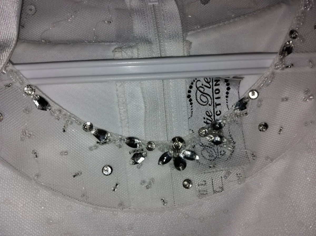 Sweetie Pie Communion Dress & Accessories - Image 3