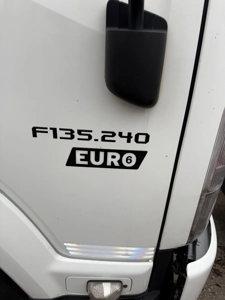 ISUZU FRIGE TRUCK ( 2018 13.5 TON  ) - Image 3