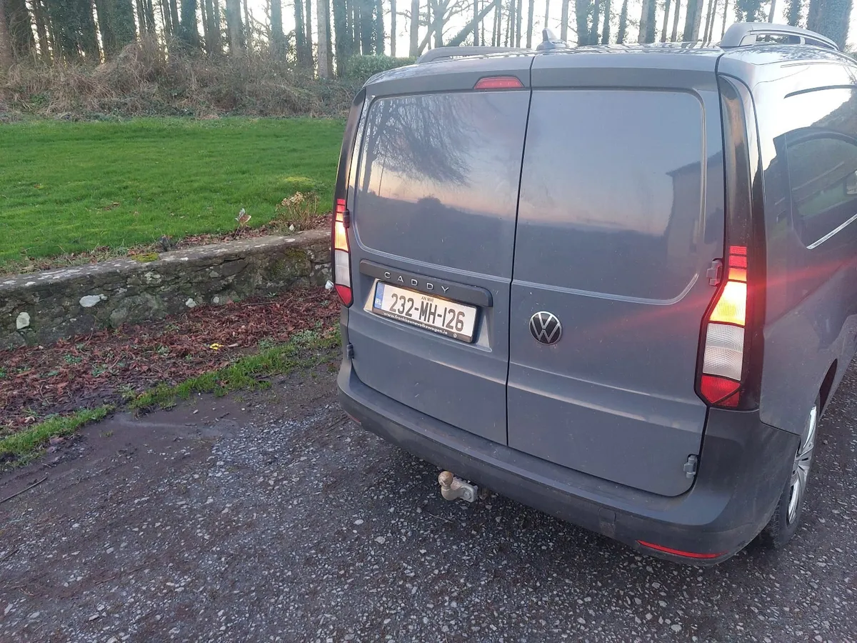 Volkswagen Caddy 2023 - Image 3