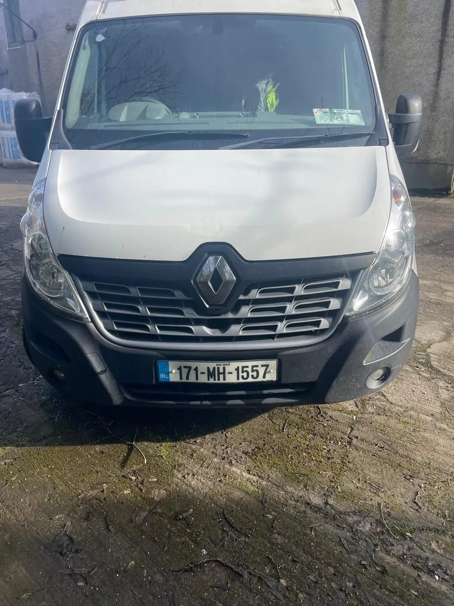 Renault Master 2017 - Image 1