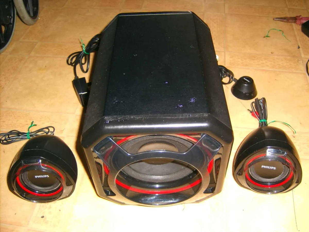 Philips Spa5300/10 Subwoofer with speakers - Image 1