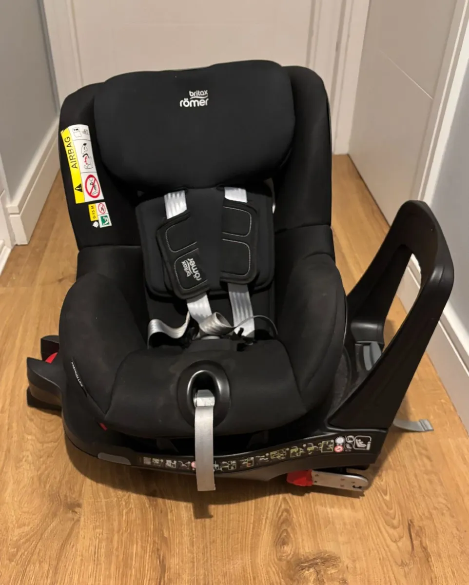 Britax Römer Rotating car seat - Image 1