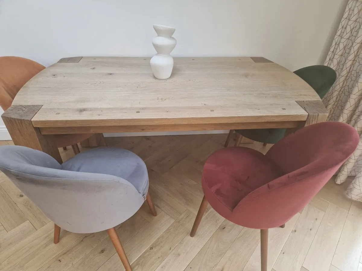 Oak Table and 4 chairs - Image 3