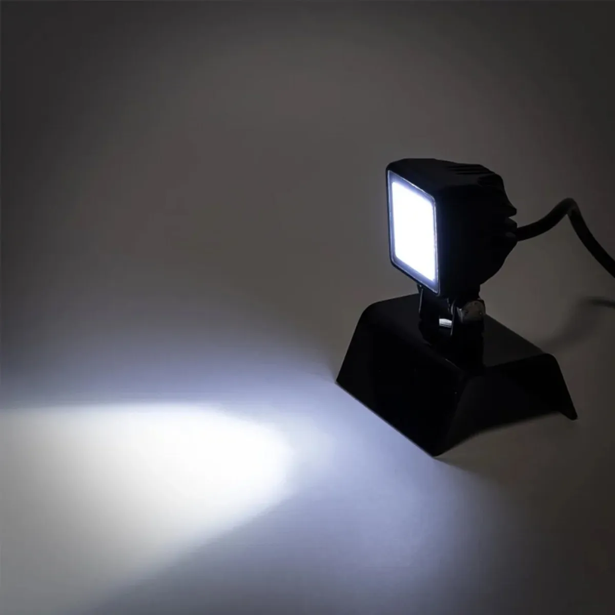 LED Work Light – 4x LED Mini Flood Lamp (12/24V) - Image 2