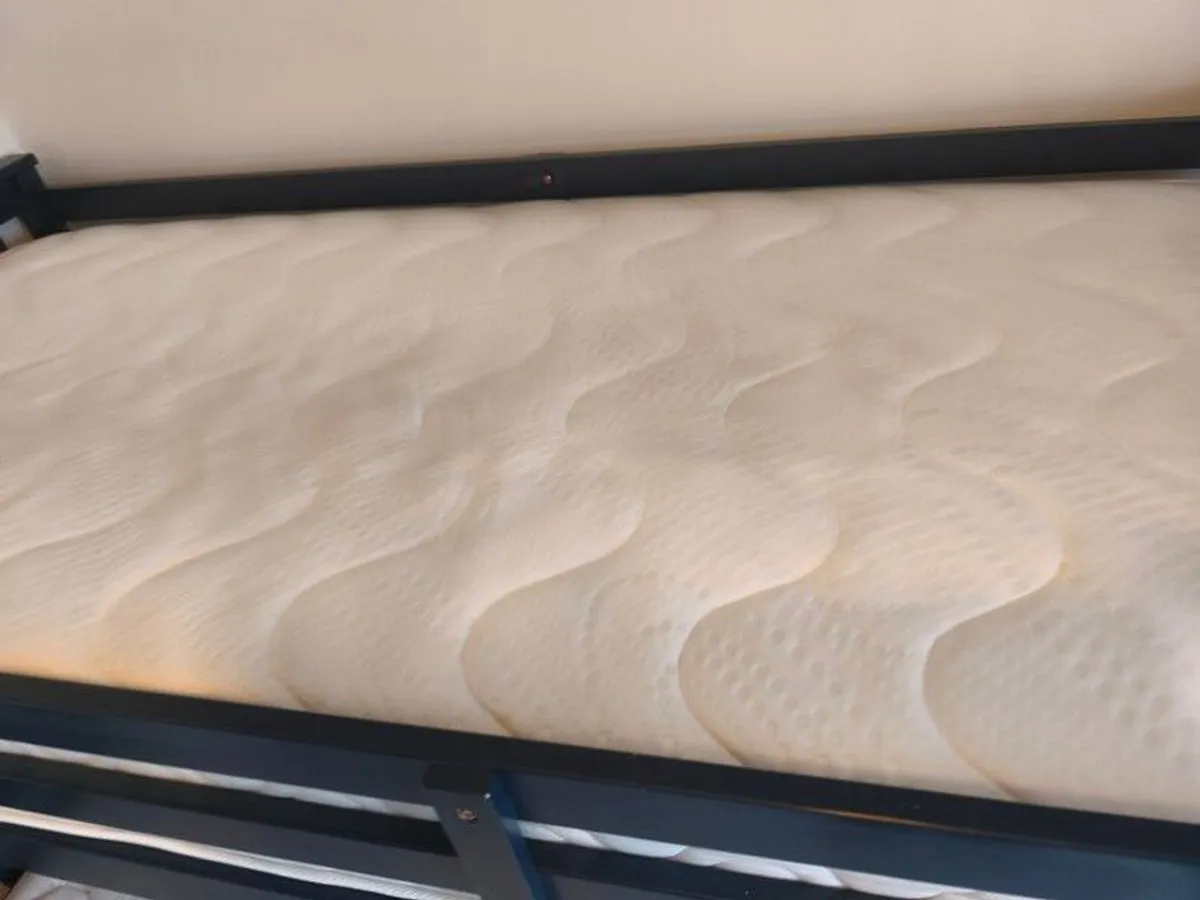 triple bunk bed - Image 4