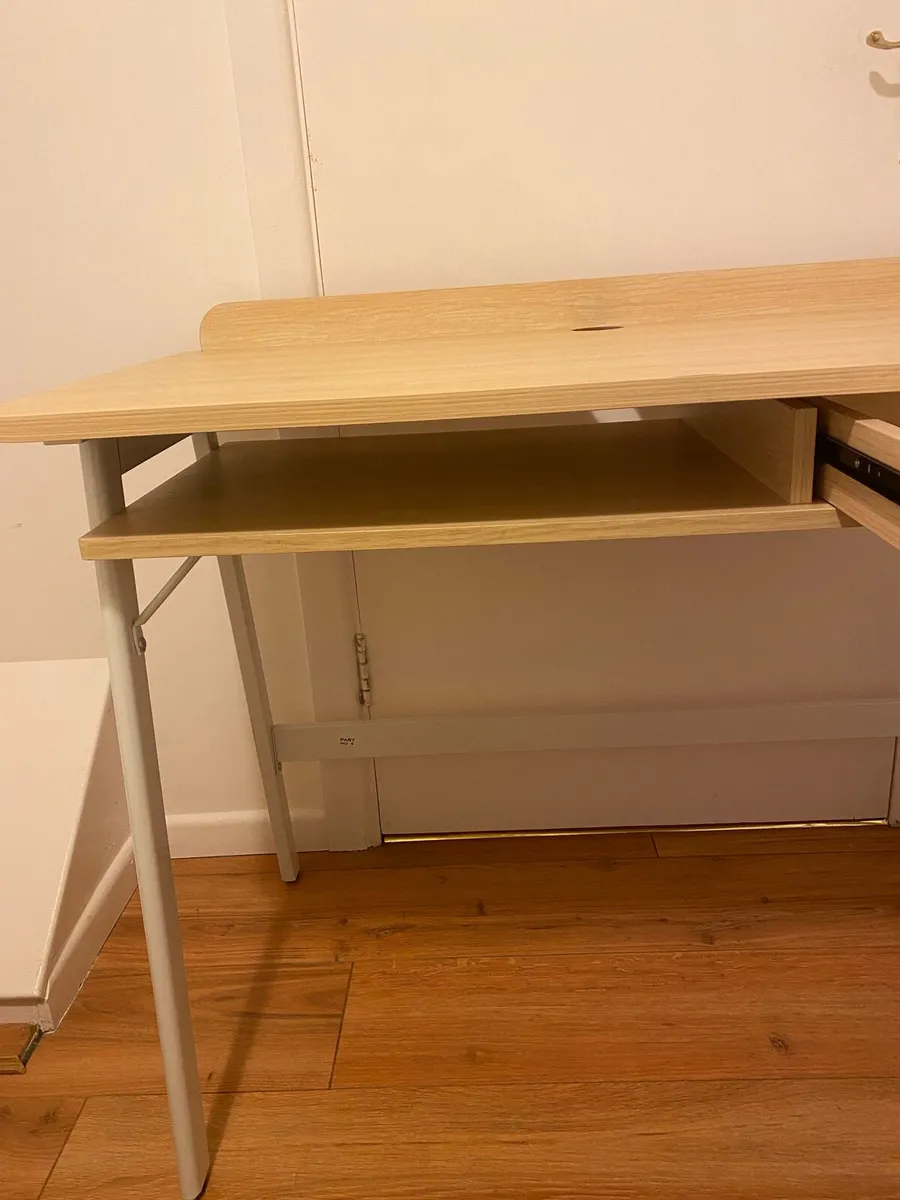 Desk - Image 3