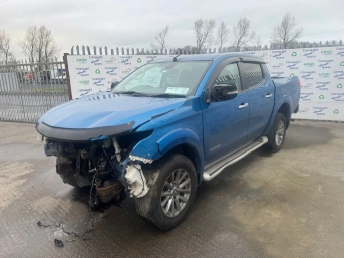 2019 MITSIBISHI L200 2.5D JUST IN FOR BREAKING - Image 2
