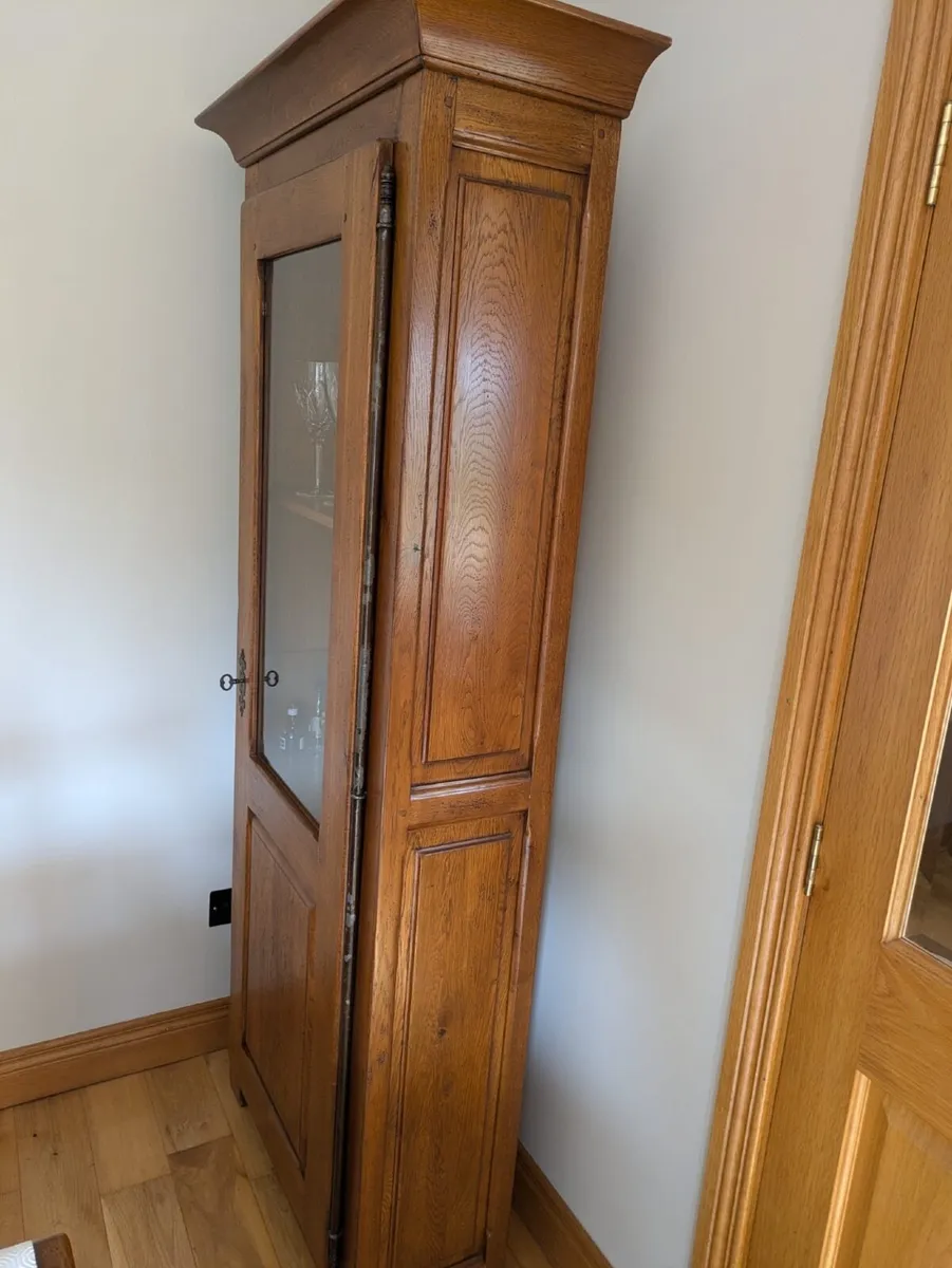 Dining Table - Image 3