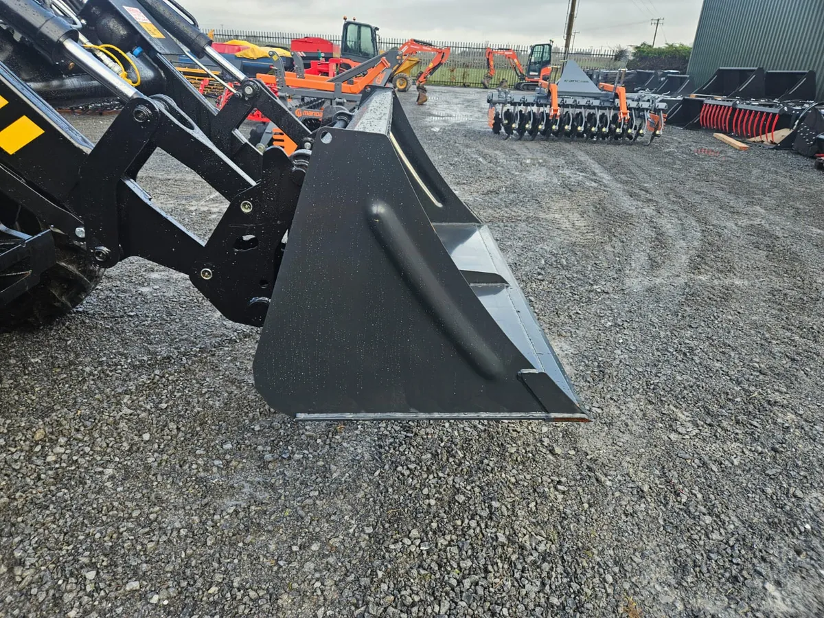 1.6 metre Rhino bucket - Image 2