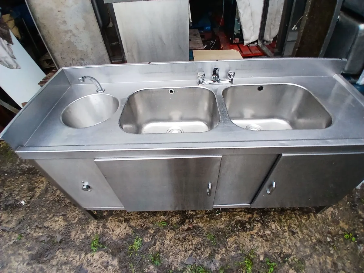 Staneless steel cabbinet double sink unit complete - Image 4