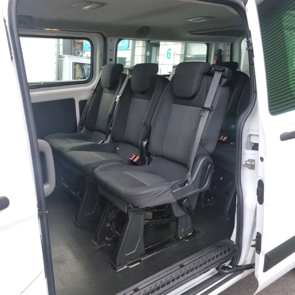 Taxi for rent automatic - Image 2