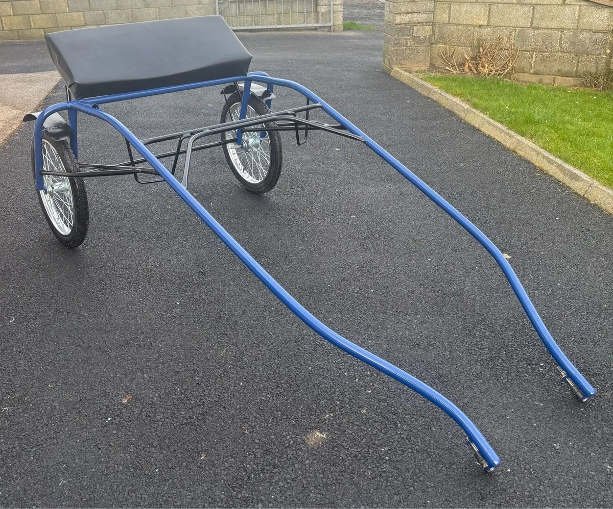 Brand new Duhig sulky - Image 1