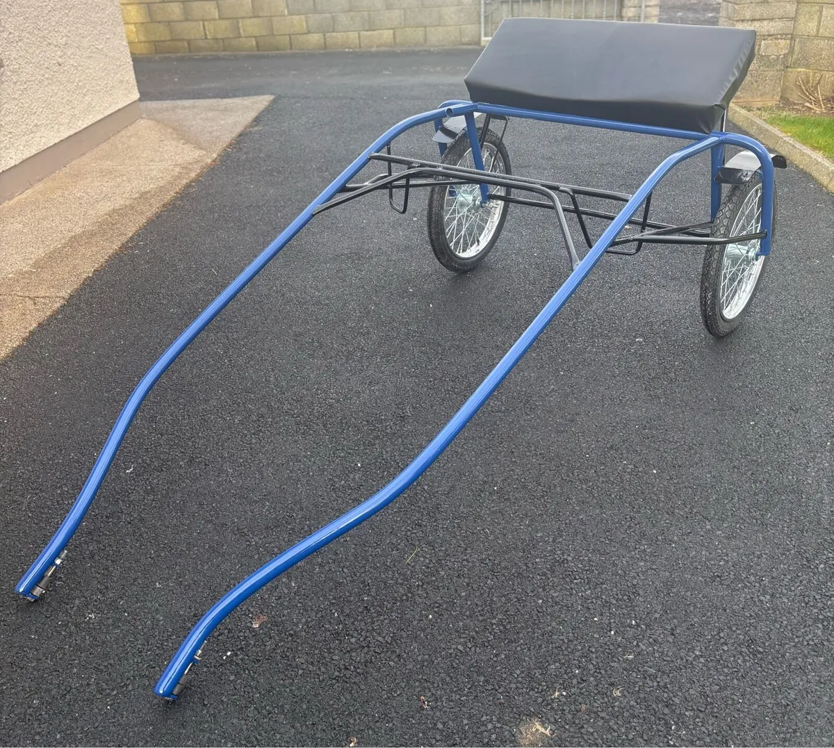 Brand new Duhig sulky - Image 2