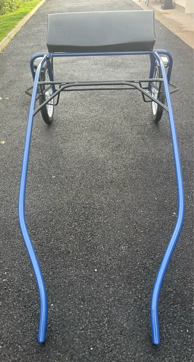 Brand new Duhig sulky - Image 3