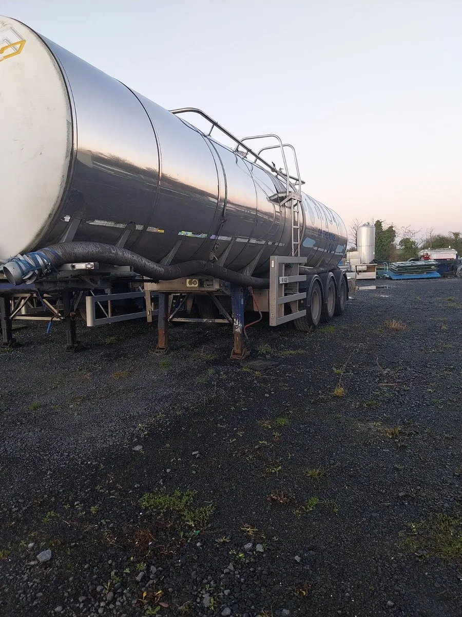 30000 litre stainless steel tanker - Image 2