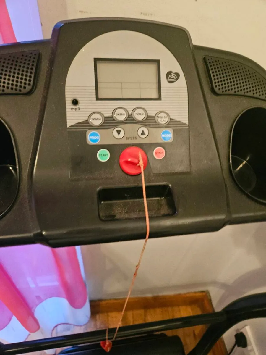 Treadmill - Image 2