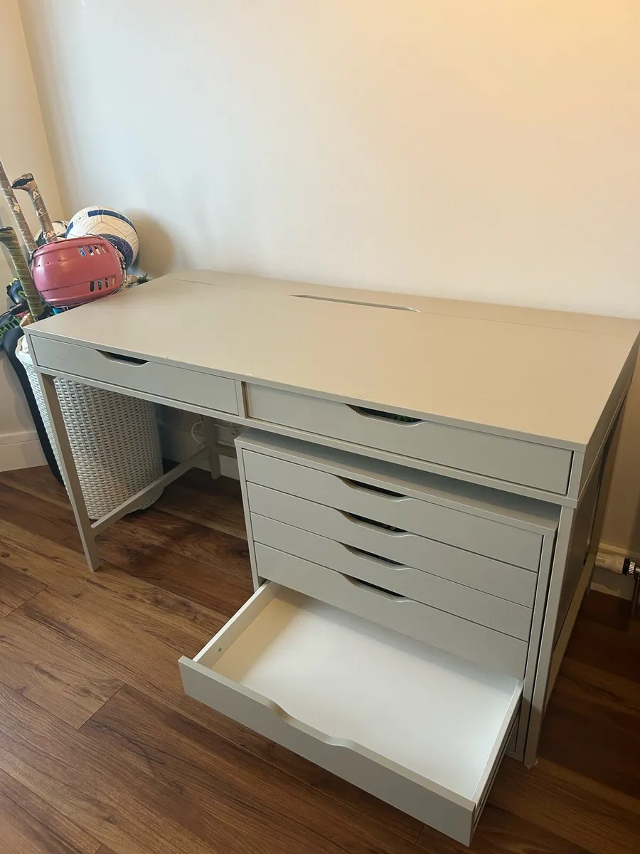 Desk and drawer unit - Image 2