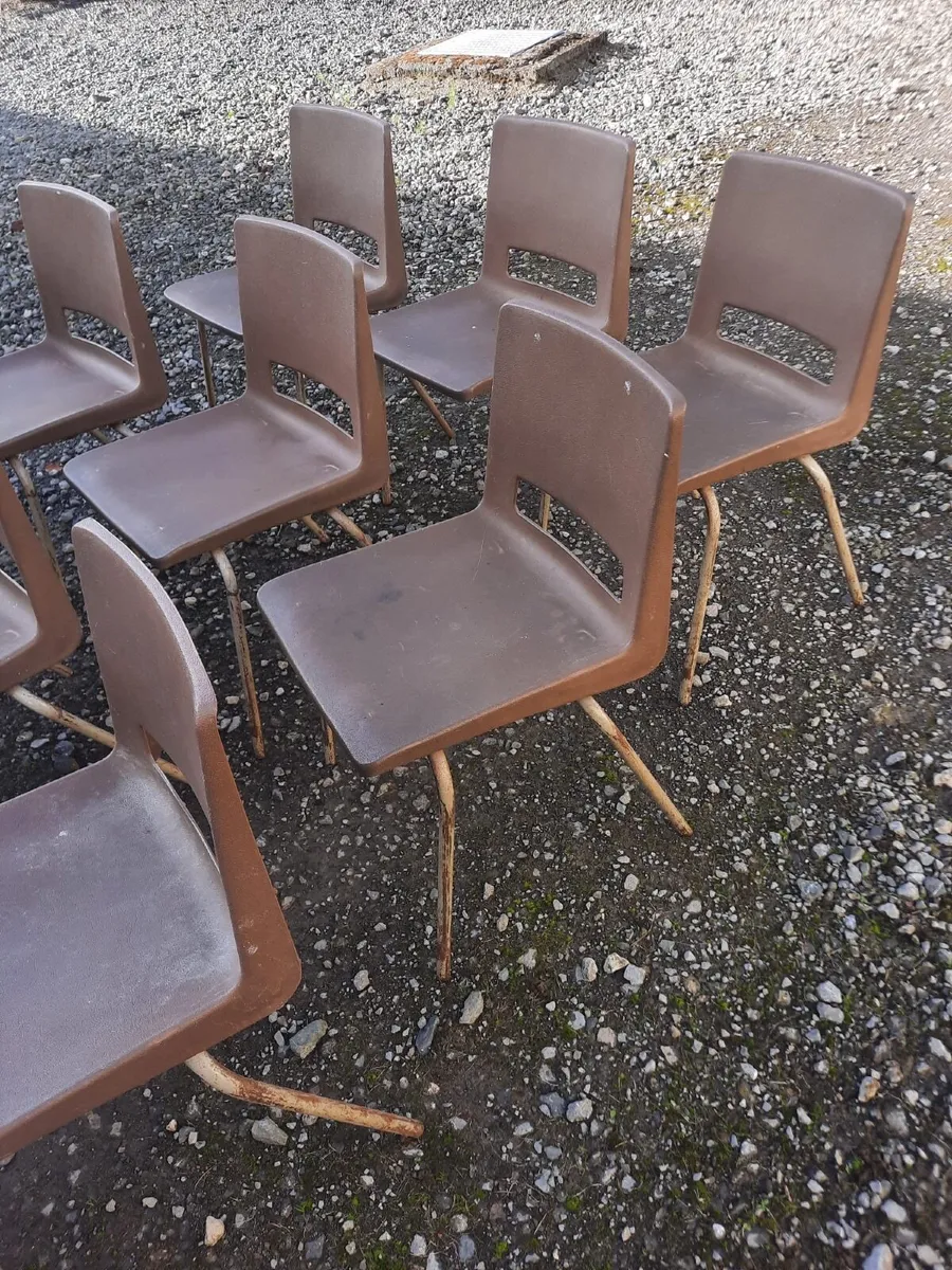 Poly chairs - Image 3