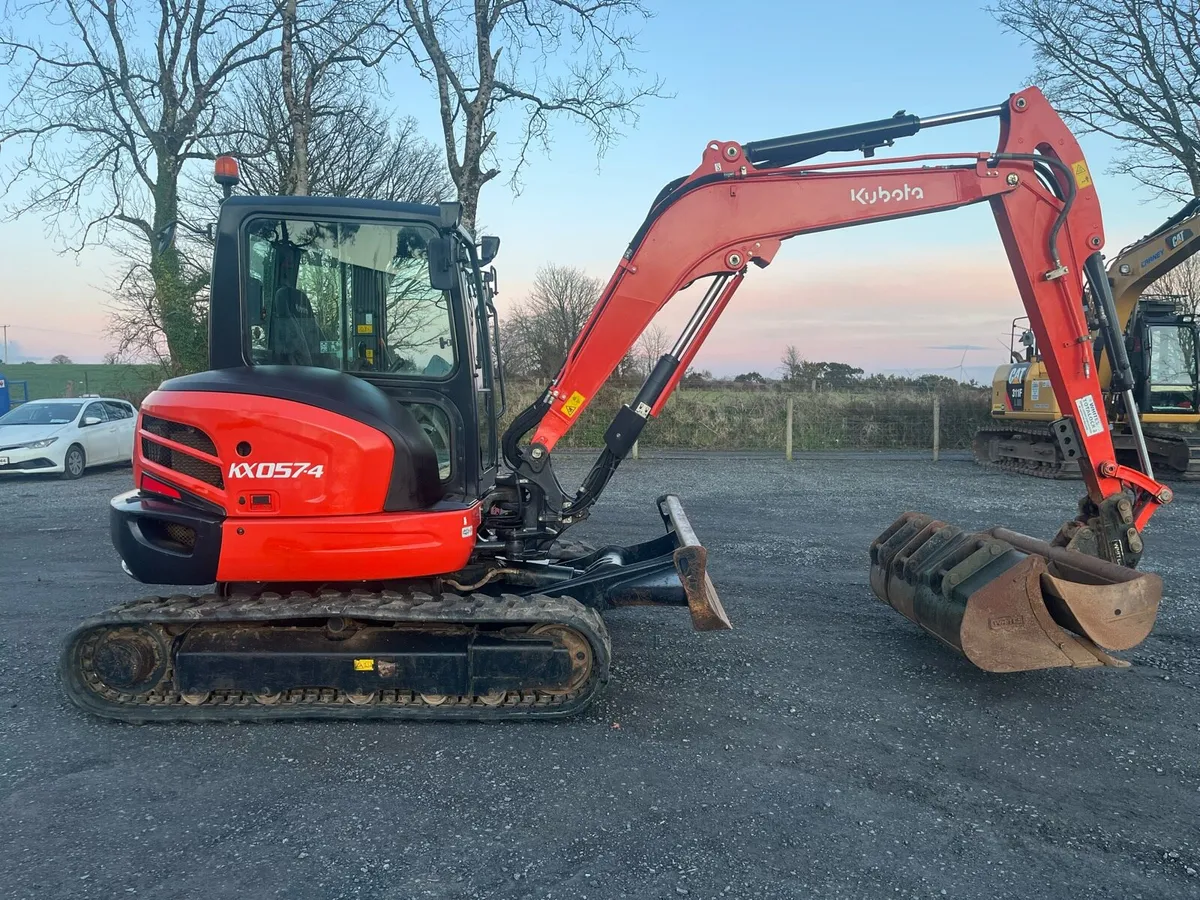 Kubota kx057 - Image 1