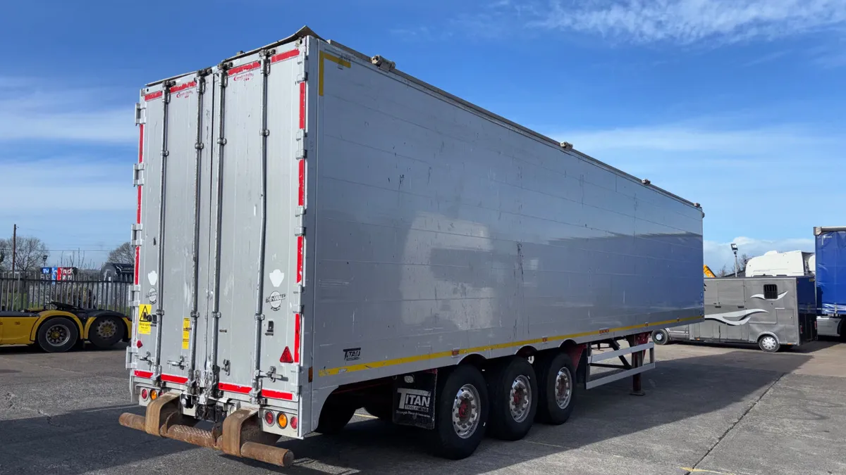 2014 Titan walking floor 50/50 hydraulic nets - Image 3