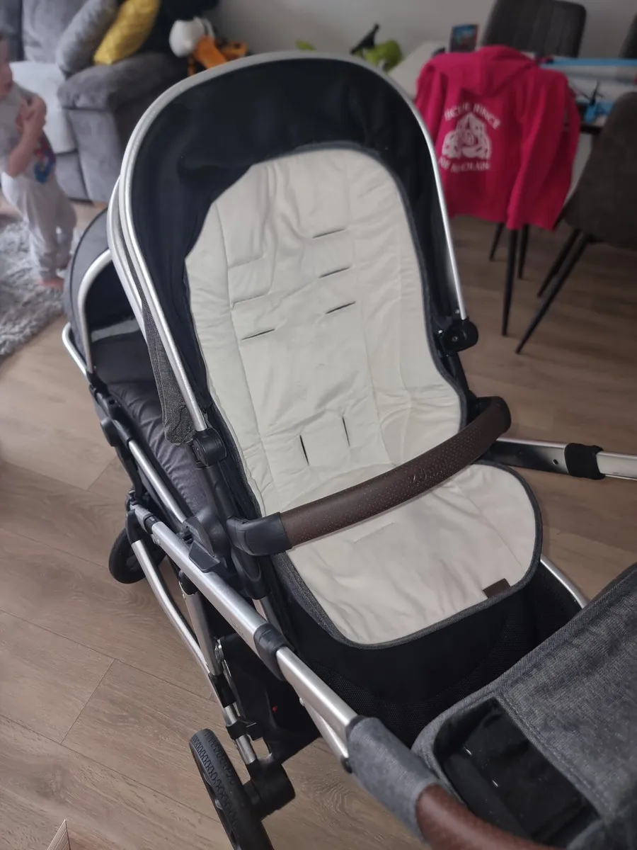 Double pram - Image 4