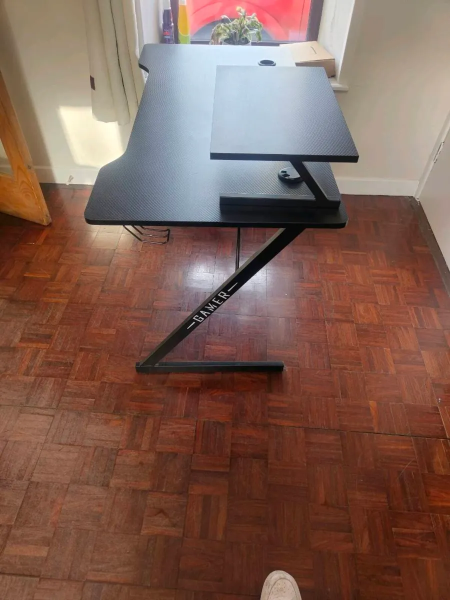 Office/gaming desk - Image 4