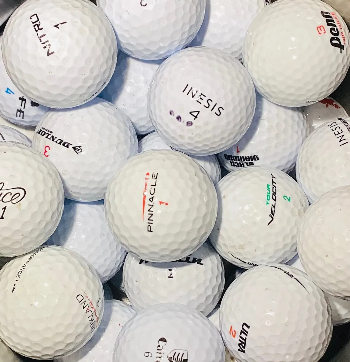 100 Golf balls - Image 1
