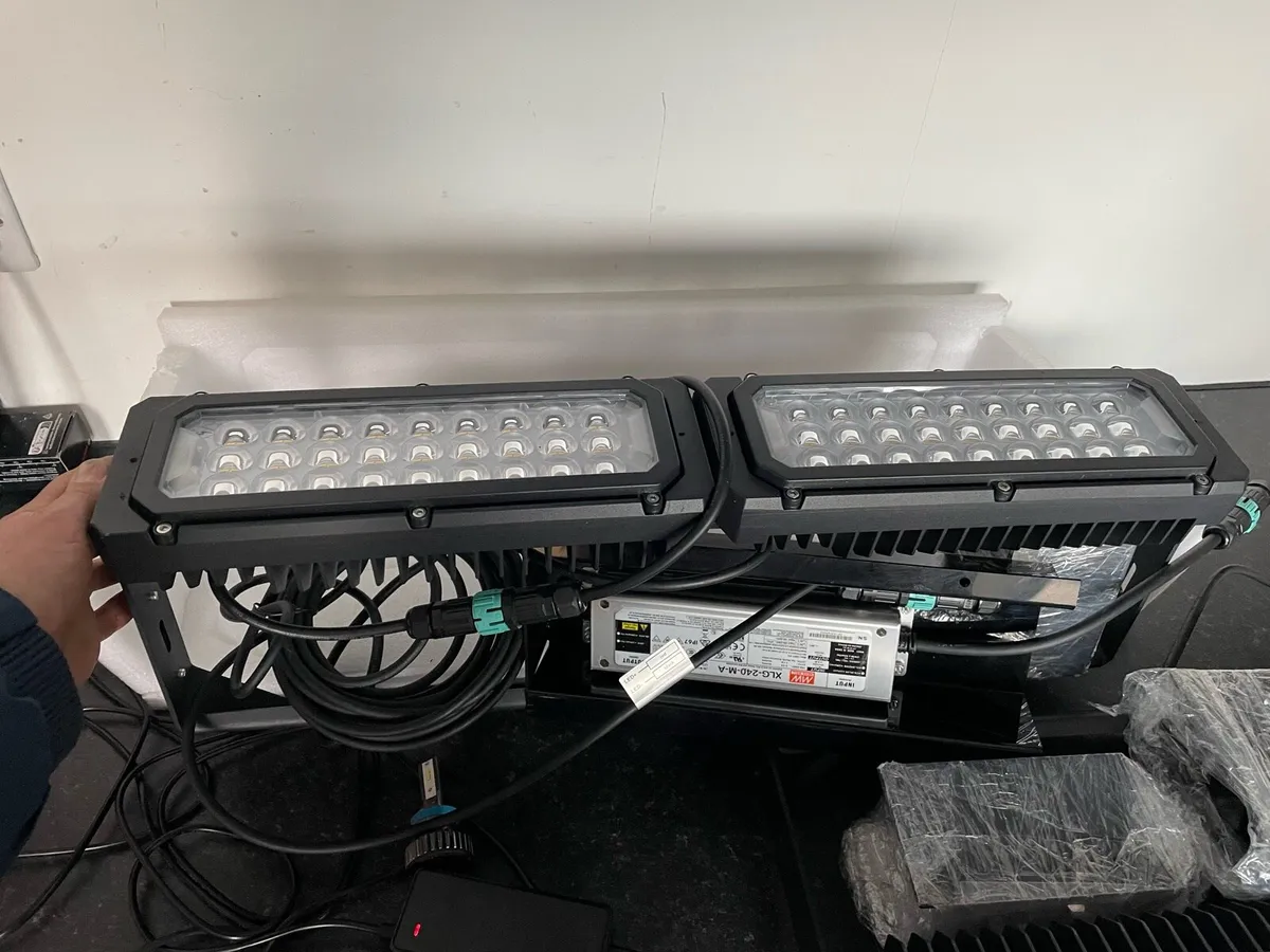 Jeep off road lights - Image 2